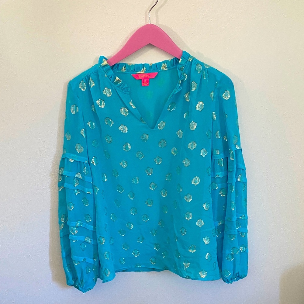 Lily Pulitzer shimmer shell top💕